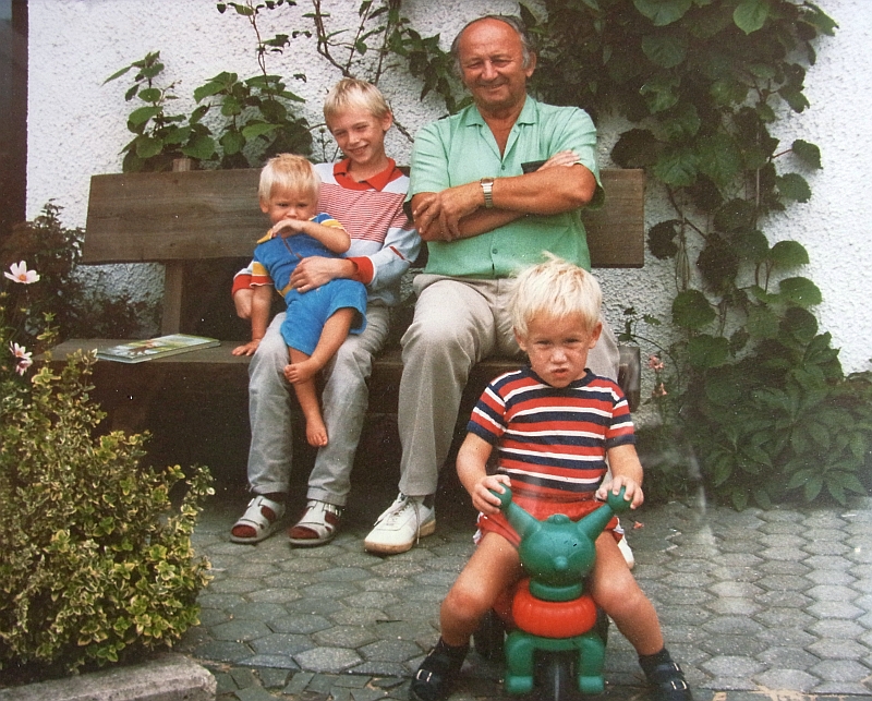 Dr. Hans Zesewitz